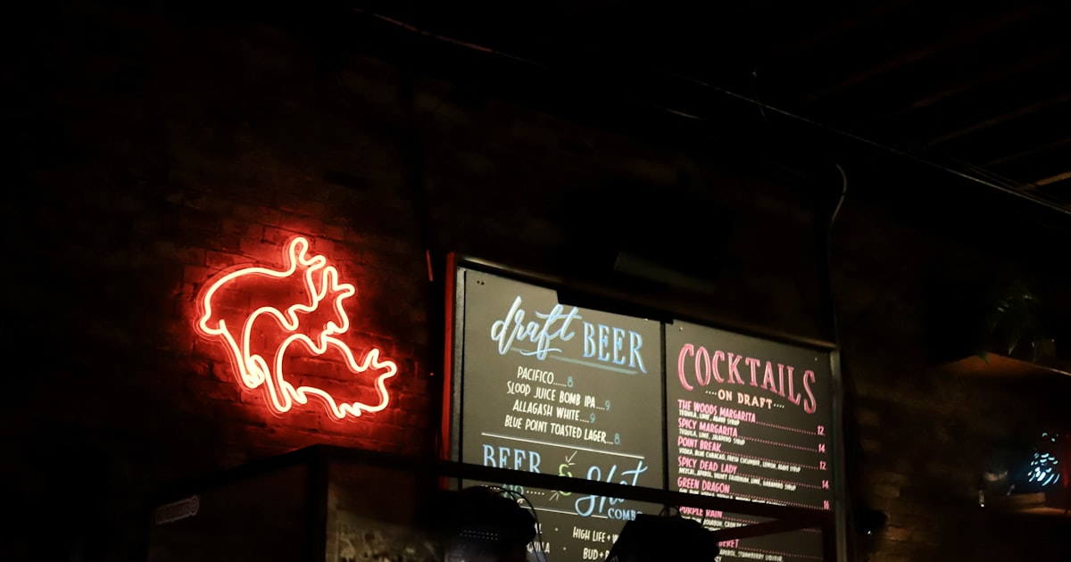 Finding Bars with Happy Hours
